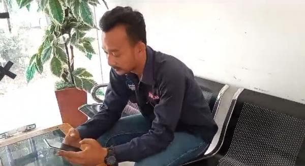 Istri Kades di Pandeglang Selingkuh dengan Operator Desa Terbongkar, Sekdes Babadsari Geram Istri Kades di Pandeglang Selingkuh dengan Operator Desa Terbongkar, Sekdes Babadsari Geram