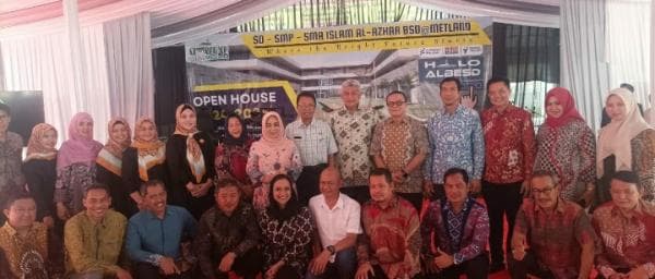 Ada Syahnaz Haque di Open House dan Launching Aplikasi Halo Albesd Sekolah Al-Azhar BSD @Metland Ada Syahnaz Haque di Open House dan Launching Aplikasi Halo Albesd Sekolah Al-Azhar BSD @Metland