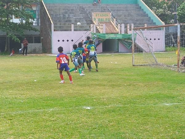 Ramaikan Turnamen Sepak Bola Usia Dini, SSB Mitra Surabaya Adakan Eko Prayogo Cup Ramaikan Turnamen Sepak Bola Usia Dini, SSB Mitra Surabaya Adakan Eko Prayogo Cup