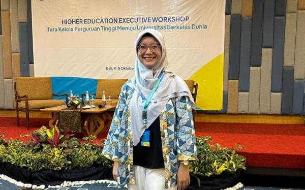 Masih Cerita Doktor Anggun: Dari Vokasi hingga International Office Undip Masih Cerita Doktor Anggun: Dari Vokasi hingga International Office Undip