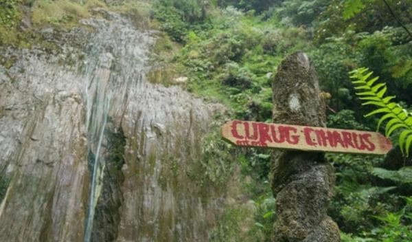 Wisata Murah ke Curug Ciharus, Hidden Gem Garut Lengkap Harga Tiket dan Fasilitasnya Wisata Murah ke Curug Ciharus, Hidden Gem Garut Lengkap Harga Tiket dan Fasilitasnya