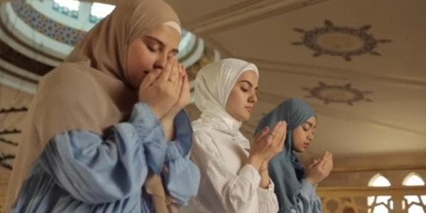 Bacaan Doa Masuk dan Keluar Rumah, Lengkap Beserta Artinya Bacaan Doa Masuk dan Keluar Rumah, Lengkap Beserta Artinya