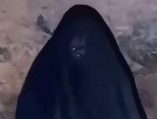 Jin Penunggu Rumah Dukun Santet Ngamuk, Ini Penampakannya Bikin Merinding ! Jin Penunggu Rumah Dukun Santet Ngamuk, Ini Penampakannya Bikin Merinding !