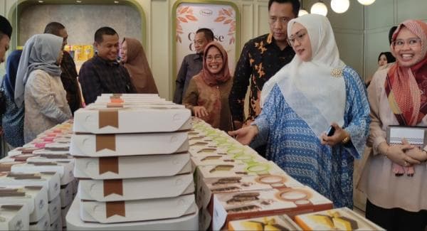 Amanda Brownies Kini Ada di Mamuju, Hadir dengan 18 Varian Rasa Amanda Brownies Kini Ada di Mamuju, Hadir dengan 18 Varian Rasa