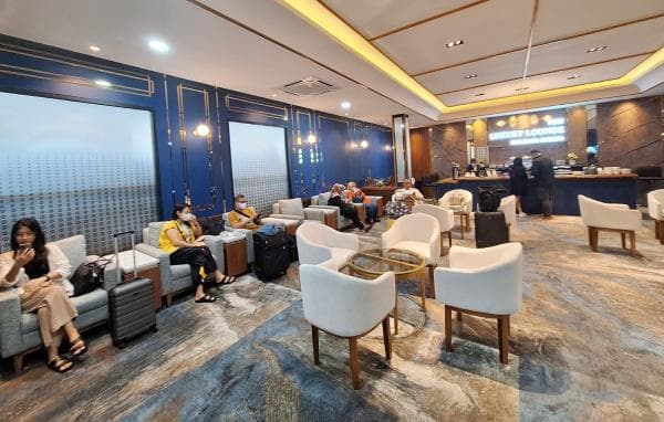 Penumpang Kereta Api Jarak Jauh Bisa Nikmati Luxury Lounge di Stasiun, Berikut Daftarnya! Penumpang Kereta Api Jarak Jauh Bisa Nikmati Luxury Lounge di Stasiun, Berikut Daftarnya!