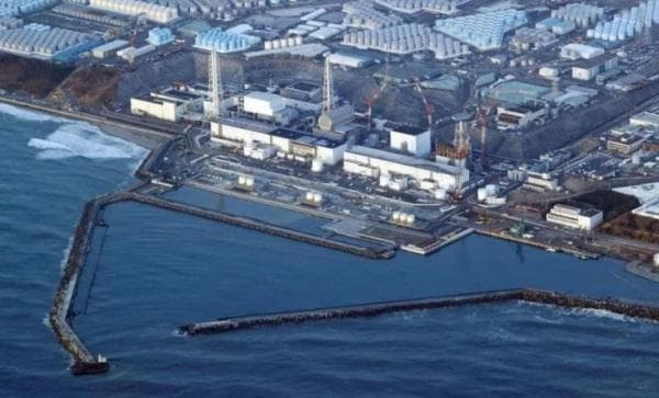 Jepang Diguncang Gempa 7,4 SR, Memicu Peringatan Tsunami Jepang Diguncang Gempa 7,4 SR, Memicu Peringatan Tsunami