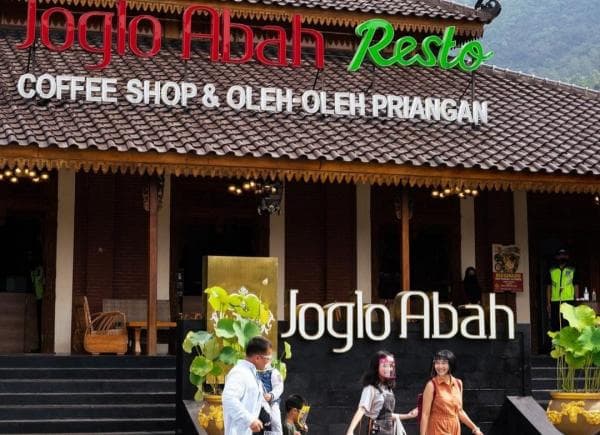 Rekomendasi 10 Tempat Makan di Garut Lengkap Lokasi dan Menu yang Disajikan Rekomendasi 10 Tempat Makan di Garut Lengkap Lokasi dan Menu yang Disajikan