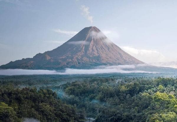 Inilah Kisah Misterius Tentang Gunung Semeru Inilah Kisah Misterius Tentang Gunung Semeru