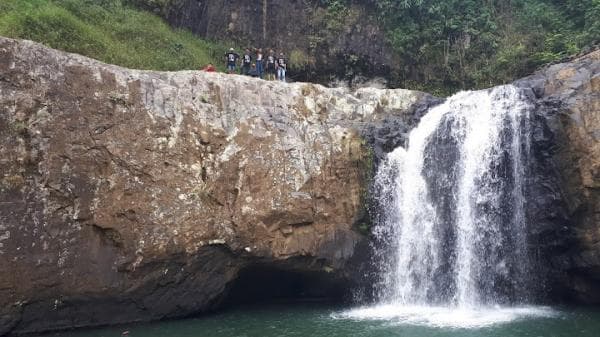 Rute Menuju Curug Dengdeng, Surga Tersembunyi di Cisompet Garut Rute Menuju Curug Dengdeng, Surga Tersembunyi di Cisompet Garut