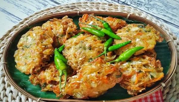 Resep Bala-bala Renyah dan Enak, Cocok Jadi Camilan Malam Hari Resep Bala-bala Renyah dan Enak, Cocok Jadi Camilan Malam Hari