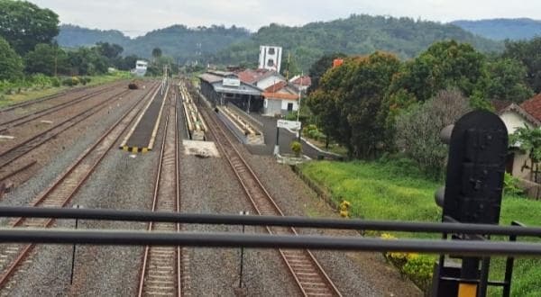 KA Pangandaran Kembali Beroperasi, Ini Rute, Jadwal dan Harga Tiketnya KA Pangandaran Kembali Beroperasi, Ini Rute, Jadwal dan Harga Tiketnya