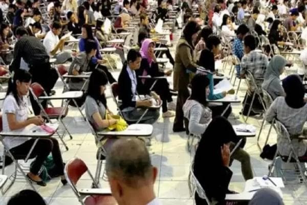 Kisah Naufal Athallah, Disabilitas Tuli Diminta Lepas ABD saat UTBK SNBT karena Dikira Joki Kisah Naufal Athallah, Disabilitas Tuli Diminta Lepas ABD saat UTBK SNBT karena Dikira Joki