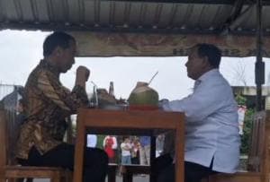 Jokowi Makan Bakso Bareng Prabowo di Magelang, Begini Penjelasan Istana !