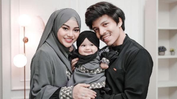 Atta Halilintar Diduga Punya Kekayaan Ratusan Miliar, ini Sumber Duitnya Atta Halilintar Diduga Punya Kekayaan Ratusan Miliar, ini Sumber Duitnya