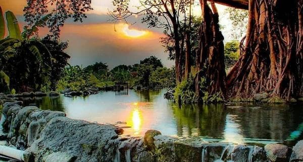 Keunikan Umbul Manten di Klaten, Tempat Wisata Berenang dengan Sumber Mata Air Alami Keunikan Umbul Manten di Klaten, Tempat Wisata Berenang dengan Sumber Mata Air Alami