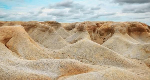Keunikan Gurun Pasir di Bintan, Tempatnya Mirip Planet Mars Keunikan Gurun Pasir di Bintan, Tempatnya Mirip Planet Mars