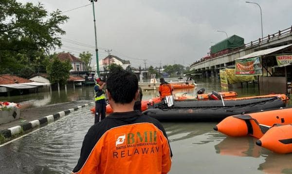 Banjir Besar Terjang Grobogan dan Demak, SAR BMH Terjunkan Relawan