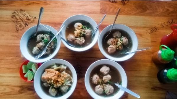 Bakso Lezat Surabaya, Destinasi Tersembunyi di Balik Gang yang Patut Dicoba, Ini Lokasinya Bakso Lezat Surabaya, Destinasi Tersembunyi di Balik Gang yang Patut Dicoba, Ini Lokasinya