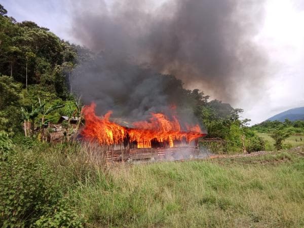 Kantor Distrik Bayabiru Dibakar Massa, Kepolisian Resor Paniai Terapkan Tindakan Tegas