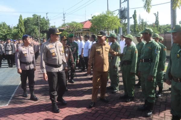 Polres Probolinggo Gelar Apel Pergeseran Pasukan Pengamanan TPS Pemilu 2024
