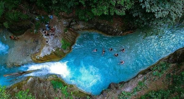 Keindahan Lau Mentar di Deli Serdang, Sungai dengan Warna Air Hijau Kebiruan Keindahan Lau Mentar di Deli Serdang, Sungai dengan Warna Air Hijau Kebiruan
