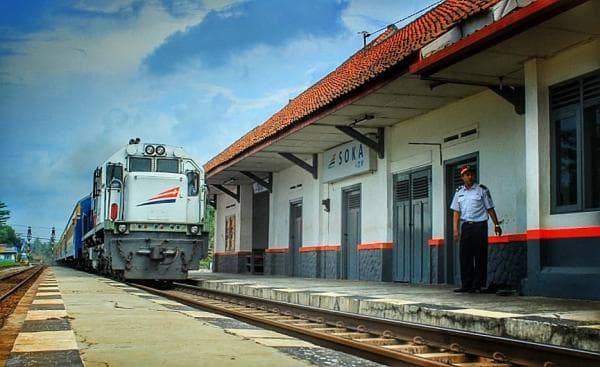 Daftar Lokomotif Berat di Indonesia, Saking Beratnya Ada Yang Hanya Beroperasi di Sumatera Daftar Lokomotif Berat di Indonesia, Saking Beratnya Ada Yang Hanya Beroperasi di Sumatera