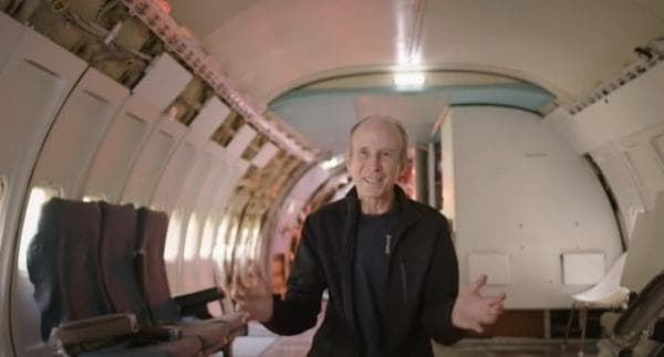 Wujudkan Mimpi Masa Remaja, Kakek 73 Tahun Beli Pesawat Bekas Rp1,5 Milar dan Tinggal di Sana