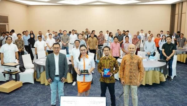 Pertamina Patra Niaga Gelar Seminar Nickle Industry Outlook Sulawesi 2024 di Makassar