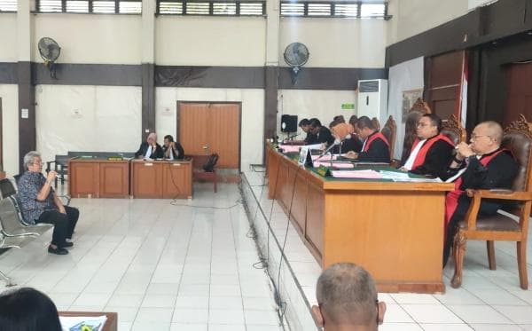 Tiga Saksi A de Charge Sebut Hal Ini, pada Sidang Dugaan Korupsi Akuisisi Saham Anak Perusahaan PTBA Tiga Saksi A de Charge Sebut Hal Ini, pada Sidang Dugaan Korupsi Akuisisi Saham Anak Perusahaan PTBA
