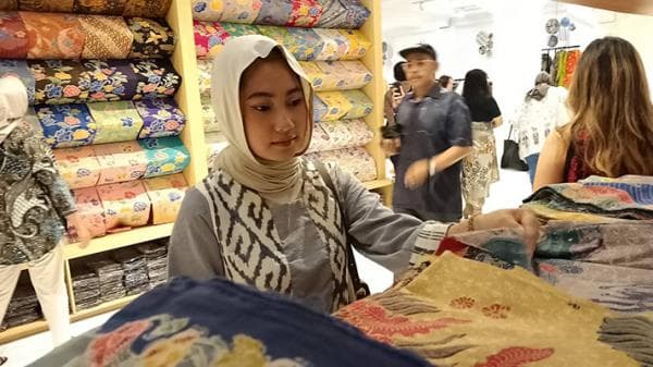 Batik Benang Ratu Kembangkan Produk UMKM di Pasar Pariwisata Berkonsep Orang Tua Angkat