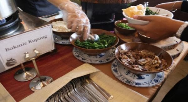 Hadirkan Rasa Otentik, Tempayan Indonesia Bistro Cocok untuk Acara Makan Bersama Keluarga di Bandung