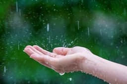 Hujan Disertai Petir Berpotensi Landa Tasikmalaya, Prakiraan Cuaca Kamis 29 Februari 2024
