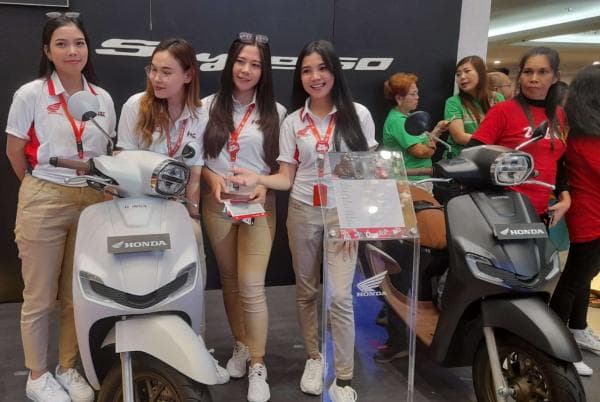 Launching Skutik Premium Fashionable New Honda Stylo 160 di Manado Disambut Meriah Launching Skutik Premium Fashionable New Honda Stylo 160 di Manado Disambut Meriah
