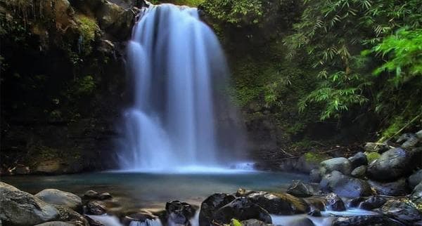 Potret Curug Titang di Temanggung, Pesona Keindahan Alamnya Tak Ada Duanya Potret Curug Titang di Temanggung, Pesona Keindahan Alamnya Tak Ada Duanya