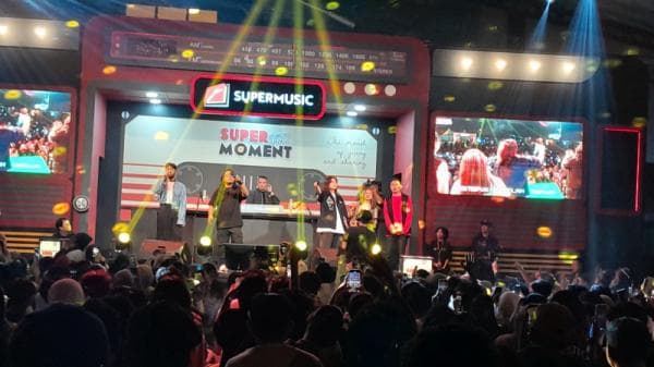 Meriahnya, Gelaran Super Moment Radio Show 2024 di UGJ Cirebon Meriahnya, Gelaran Super Moment Radio Show 2024 di UGJ Cirebon