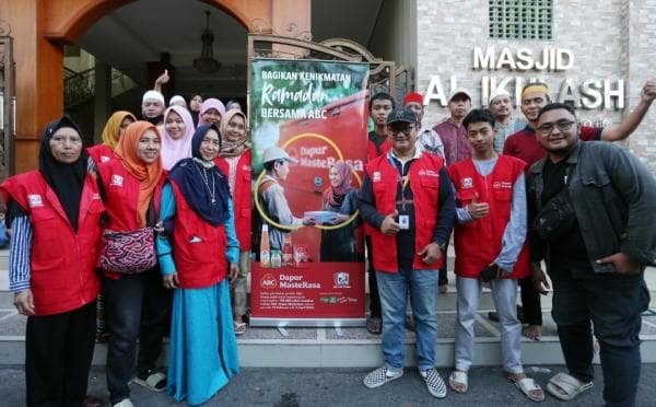 Gerakan Dapur ABC Maste Rasa Persembahkan Kebaikan Ramadan di Surabaya