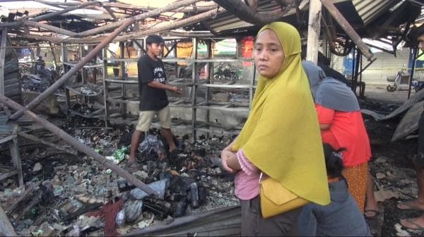 Kesedihan Pedagang Korban Kebakaran Pasar Cipunagara, Merugi Puluhan Juta Jelang Lebaran