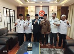 DPC APDESI Pringsewu Silaturahmi dengan Presiden PKS dan Bahas Pilkada