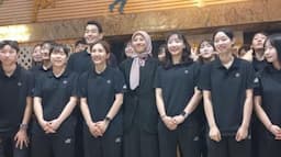 Eks Tim Megawati Hangestri Makan Nasi Padang Hingga Borong Buah Manggis di Indonesia