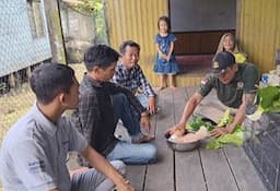 Warga Bapinang Hulu Temukan Bayi Kelasi yang Lepas Dari Indukan di Sampit