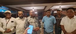 Koalisi 8 Jajaki Hermus Indou dan Usung Pendamping Cawakada dalam Pilkada Manokwari 2024