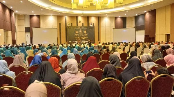Ini Tips Sederhana Ustaz Berri El Makky Agar Mudah Menghafal Alquran, Paling Utama Bersihkan Hati Ini Tips Sederhana Ustaz Berri El Makky Agar Mudah Menghafal Alquran, Paling Utama Bersihkan Hati