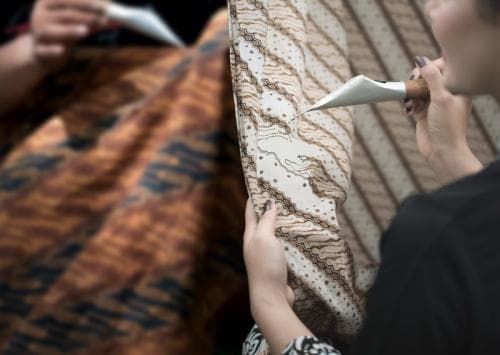 10 Daerah Penghasil Batik Terpopuler di Indonesia