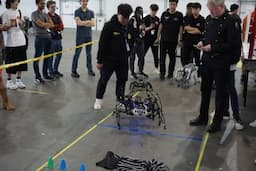 Divisi Robotika Unikom Raih 9 Medali pada Kompetisi Internasional "The 4th Annual Robogames 2024