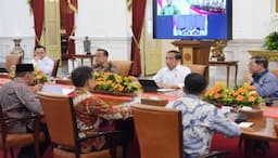 Jokowi Minta Percepatan Relokasi Korban Bencana Erupsi Gunung Ruang