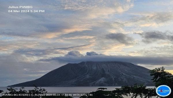 Badan Geologi Bantah Isu Pulau Tagulandang Akan Tenggelam Akibat Erupsi Gunung Ruang