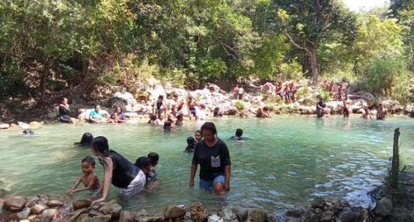 Menikmati Kesejukan Pemandian Alam Sungai Lihu Nunu di Kota Kupang