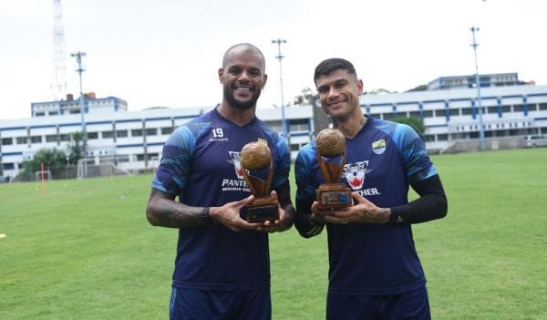 Pemain Persib Dominasi Best XI of The Season Liga 1, Bojan: Bukti Mental Juara! Pemain Persib Dominasi Best XI of The Season Liga 1, Bojan: Bukti Mental Juara!