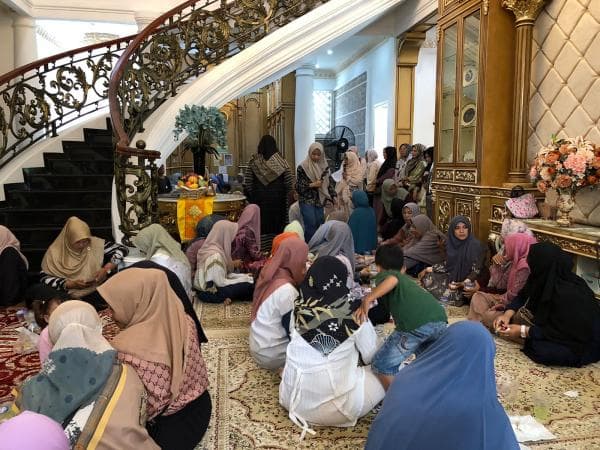 Srikandi Sigupai Gerakan Perempuan Abdya untuk Pemimpin yang Kuat dan Bermartabat Srikandi Sigupai Gerakan Perempuan Abdya untuk Pemimpin yang Kuat dan Bermartabat