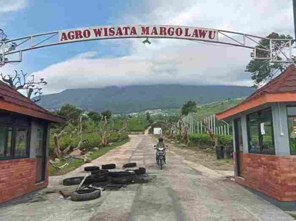 Tarik Retribusi Masuk Jalan Margolawu, PT Rumpun Kemuning Disomasi Tarik Retribusi Masuk Jalan Margolawu, PT Rumpun Kemuning Disomasi